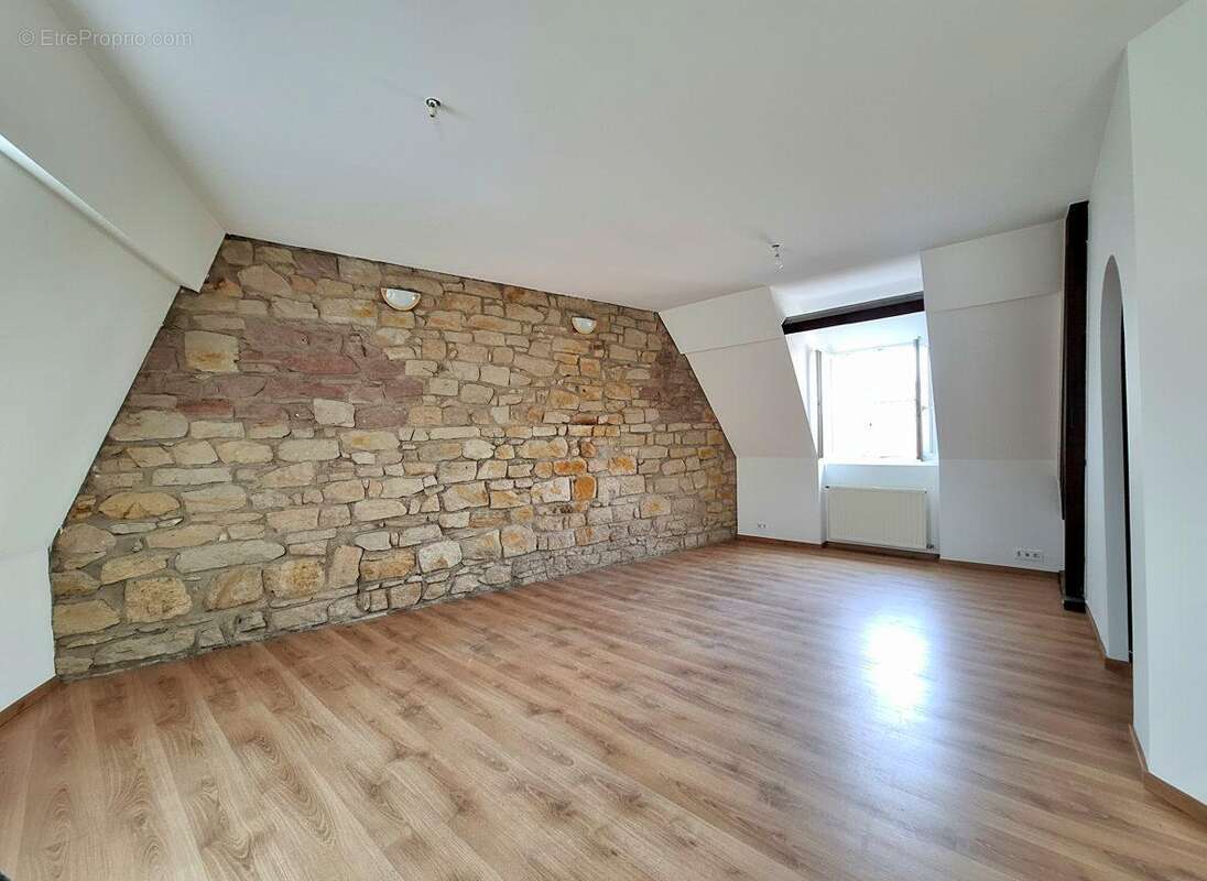 Appartement 67 m² à Epinal  - photo 8