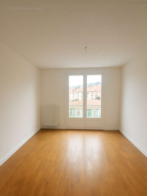 Appartement à LA RICAMARIE