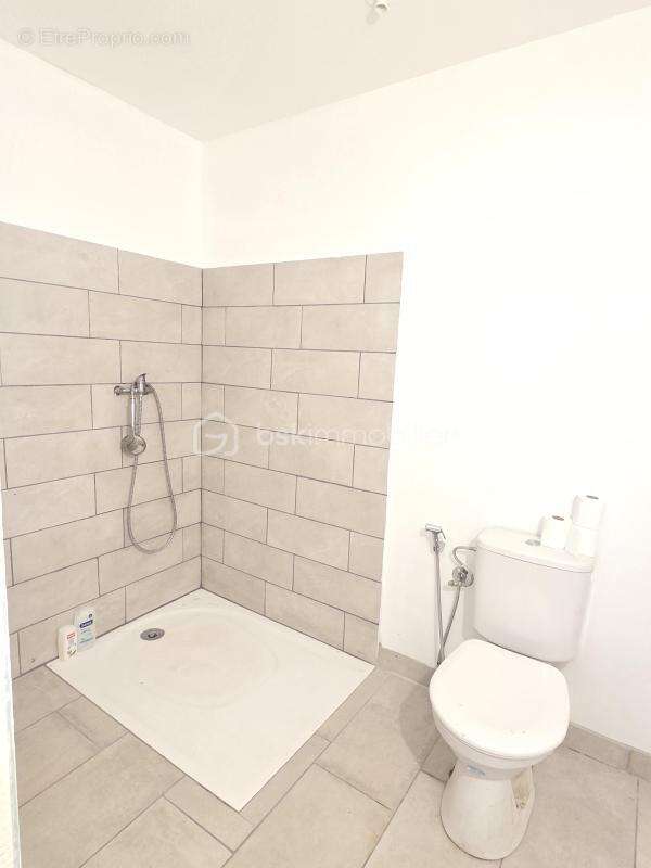 Maison neuve au design contemporain avec double garage - photo 10