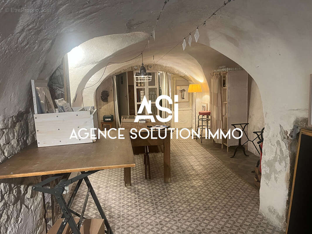 Maison à MONTELIMAR