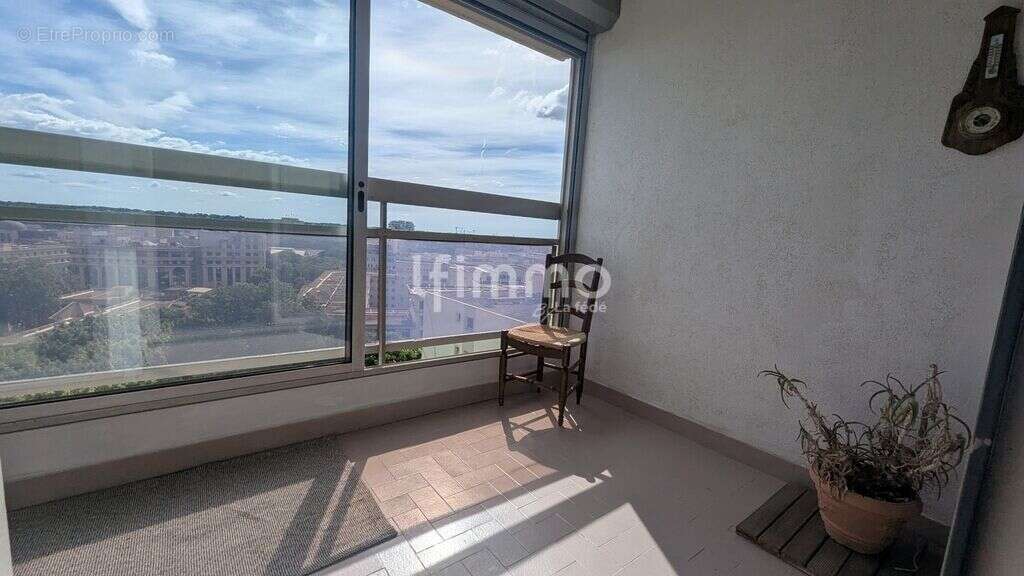 T4 de 84 m² - Piscine - Antigone - photo 3