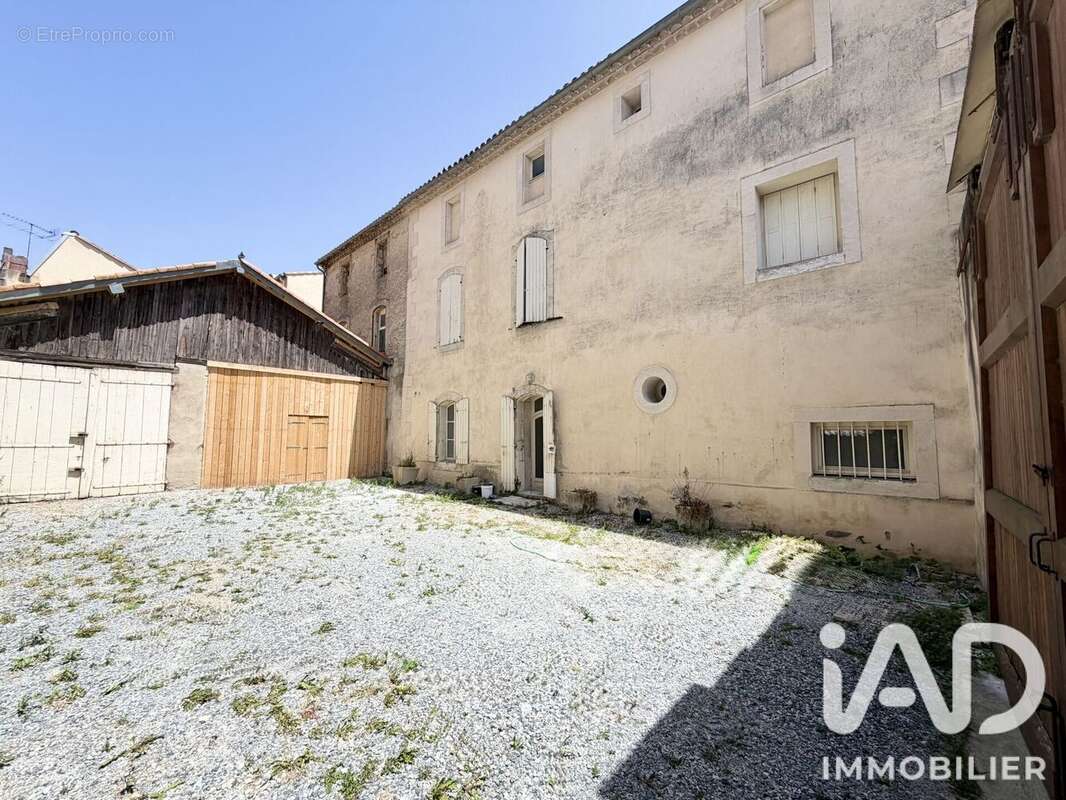Appartement 376 m² à Castelnaudary  - photo 3