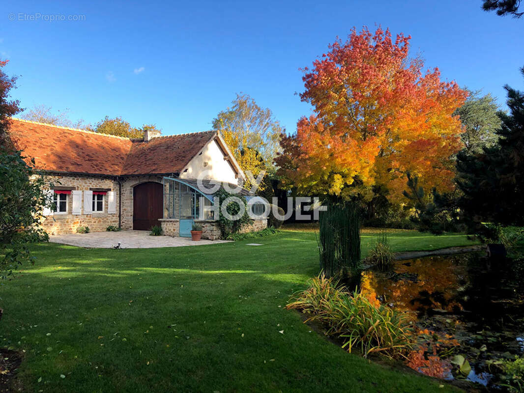 Maison à COURSON-MONTELOUP