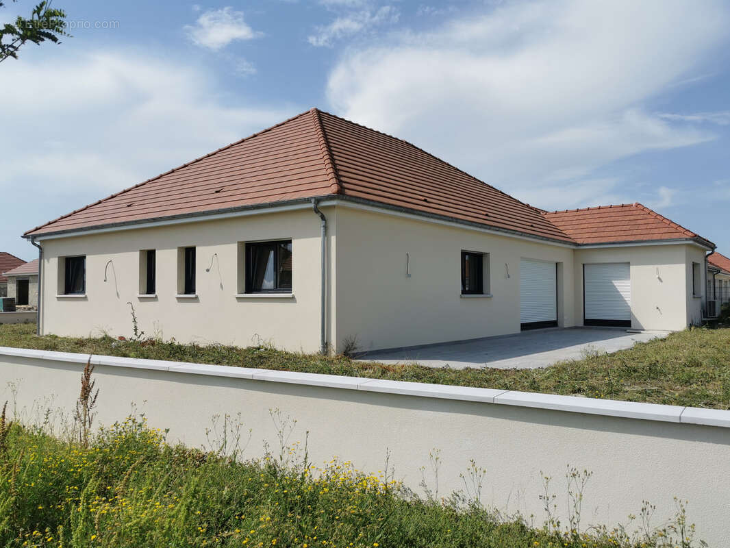 Maison achevée en 2026 avec 5 chambres à Rosières - photo 19