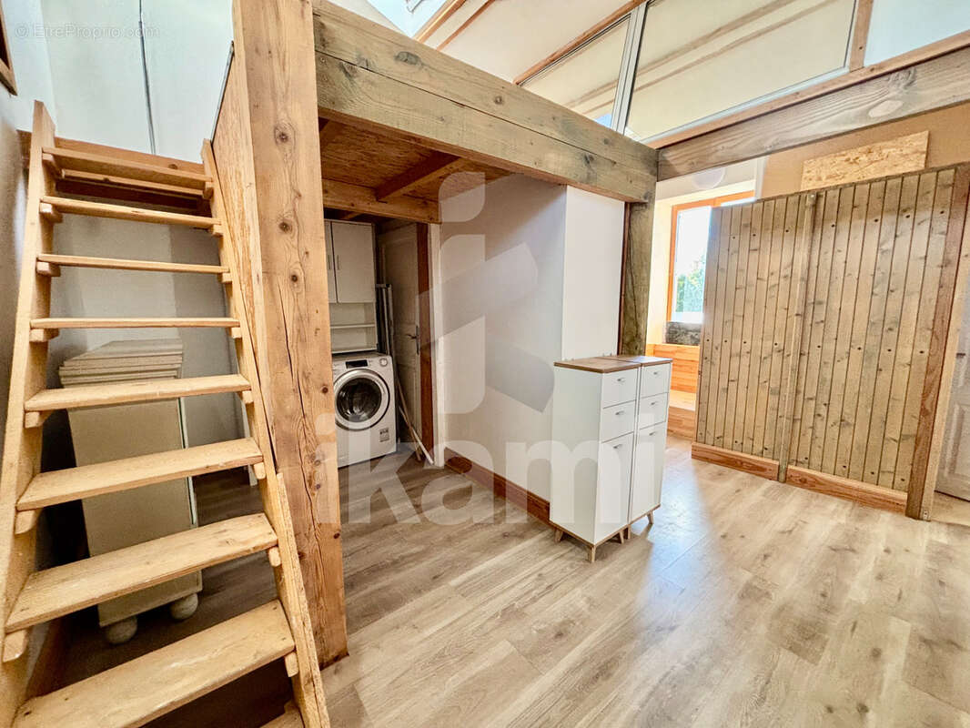 Appartement à SAINT-BAUZILLE-DE-PUTOIS