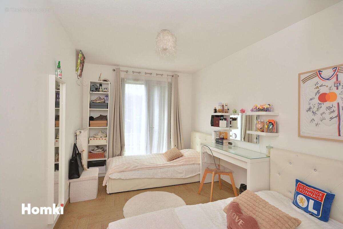 Appartement à RILLIEUX-LA-PAPE