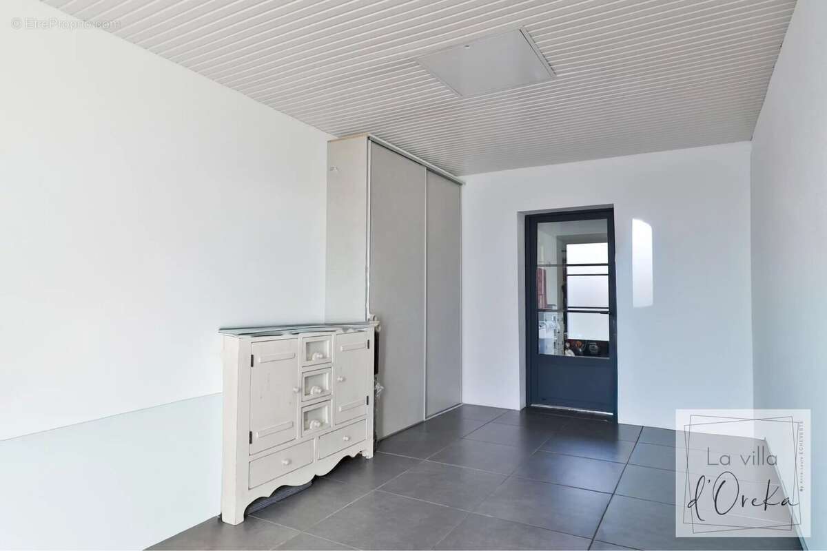 Maison à PARENTIS-EN-BORN