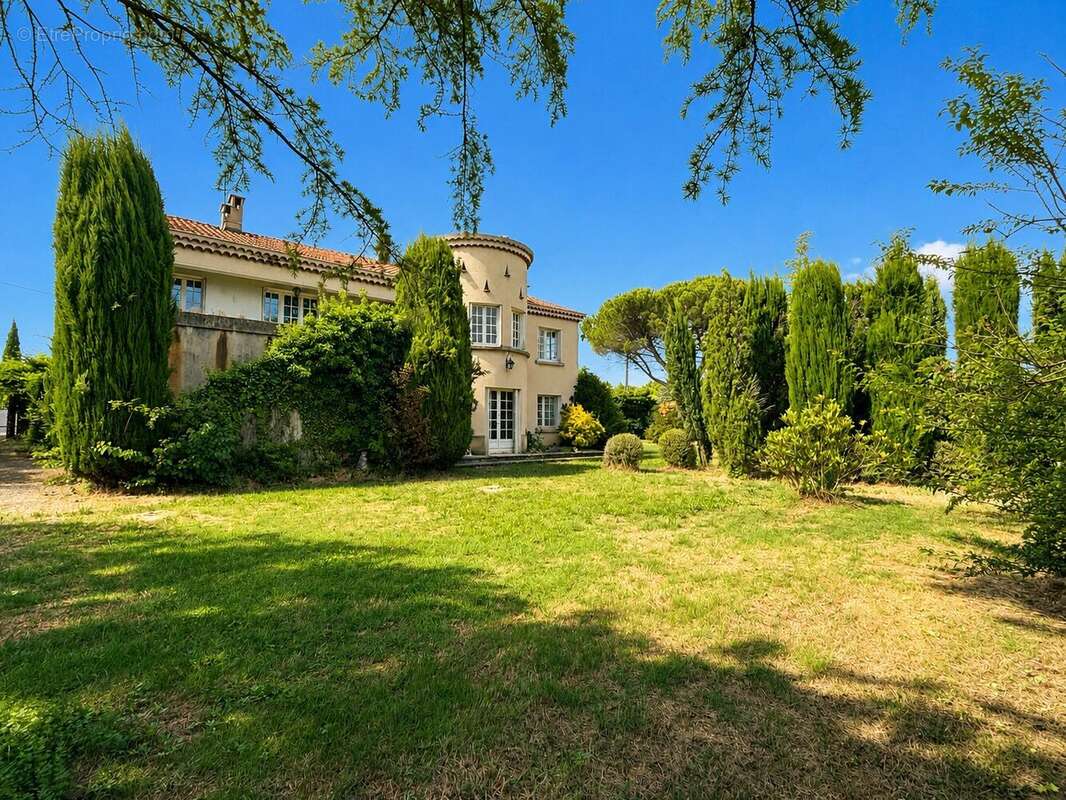 Maison à ROMANS-SUR-ISERE