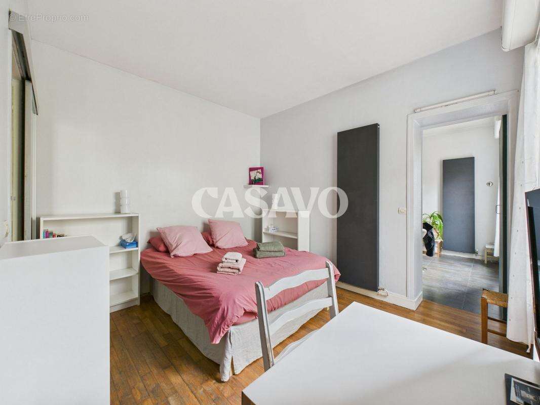 Appartement à LES LILAS