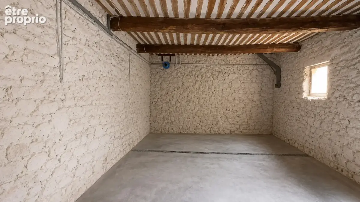 172 m2 - Grand potentiel - Toiture neuve - 10 couchages - Jardinet - photo 6