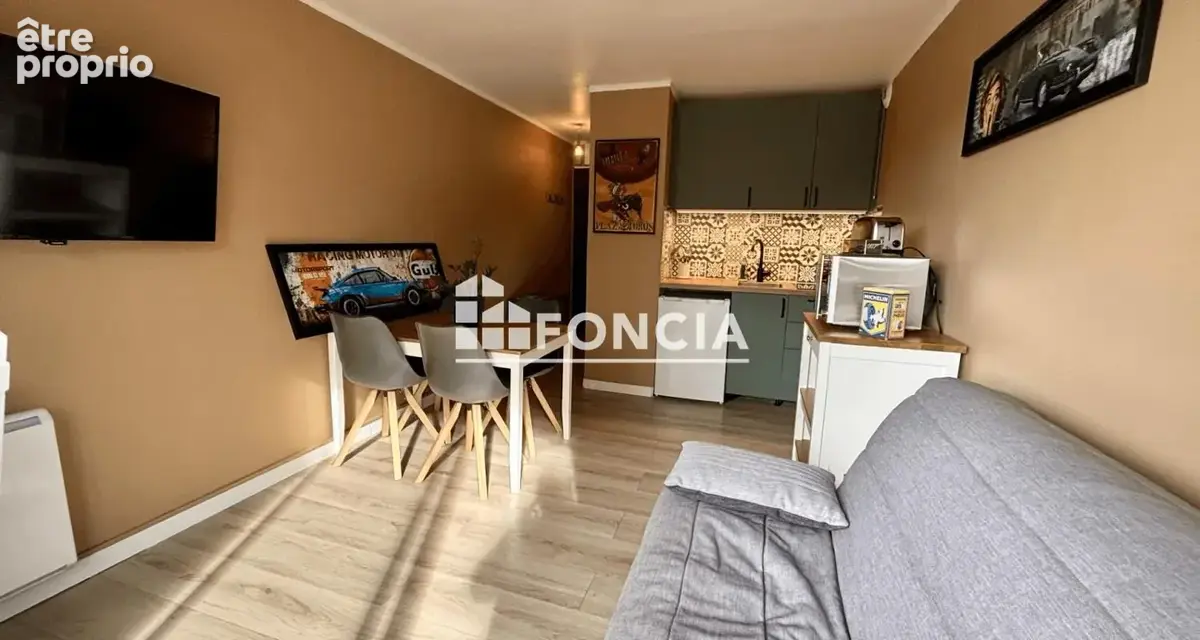 Coquet studio avec grand balcon, au calme - photo 4