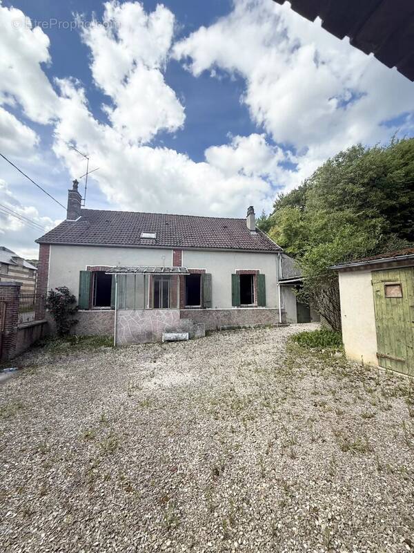 Maison à CHAMPLOST