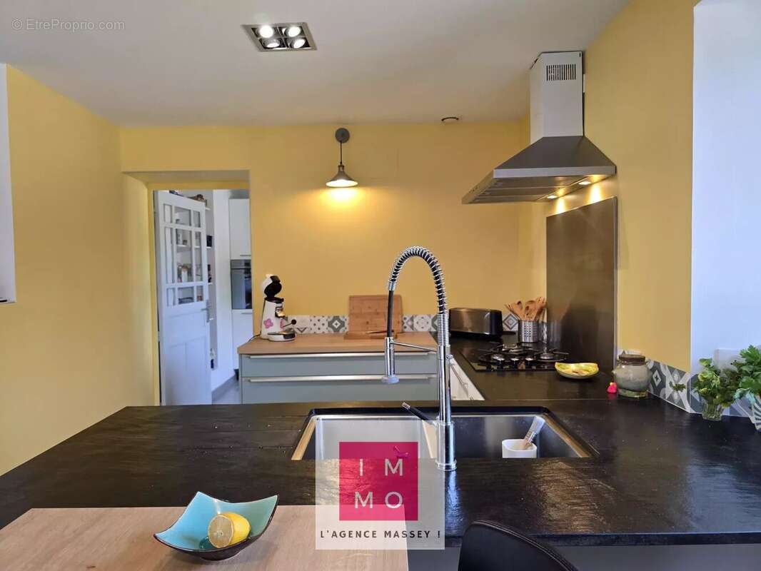 Maison à CASTERA-LOU