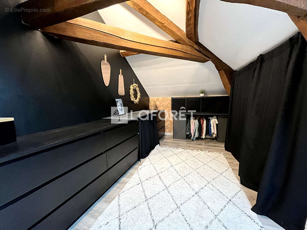 Appartement à SERAINCOURT