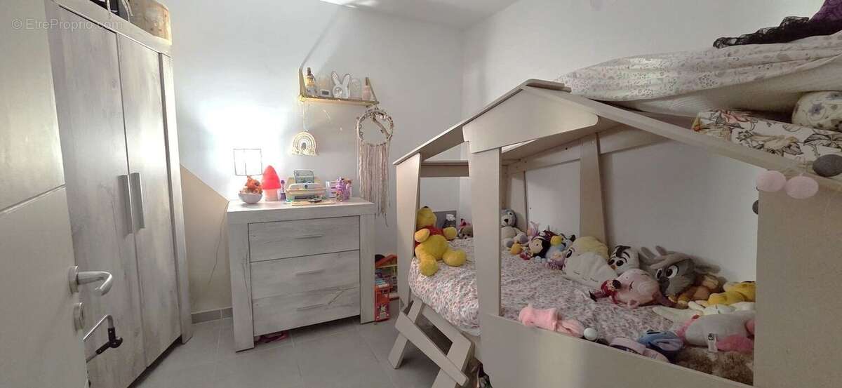 CUGES LES PINS-APPARTEMENT T4-A VENDRE-3 CHAMBRES-DOUBLE - Appartement à CUGES-LES-PINS