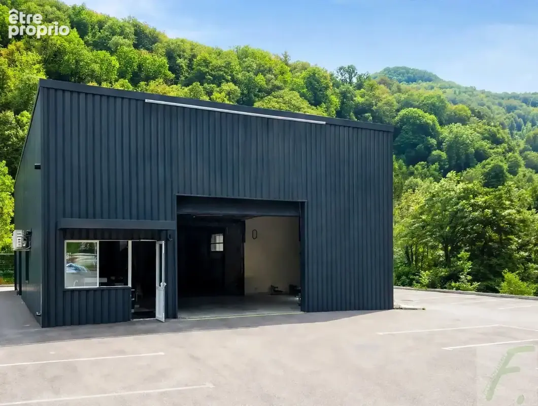 Local d'activité à vendre  le versoud - photo 2