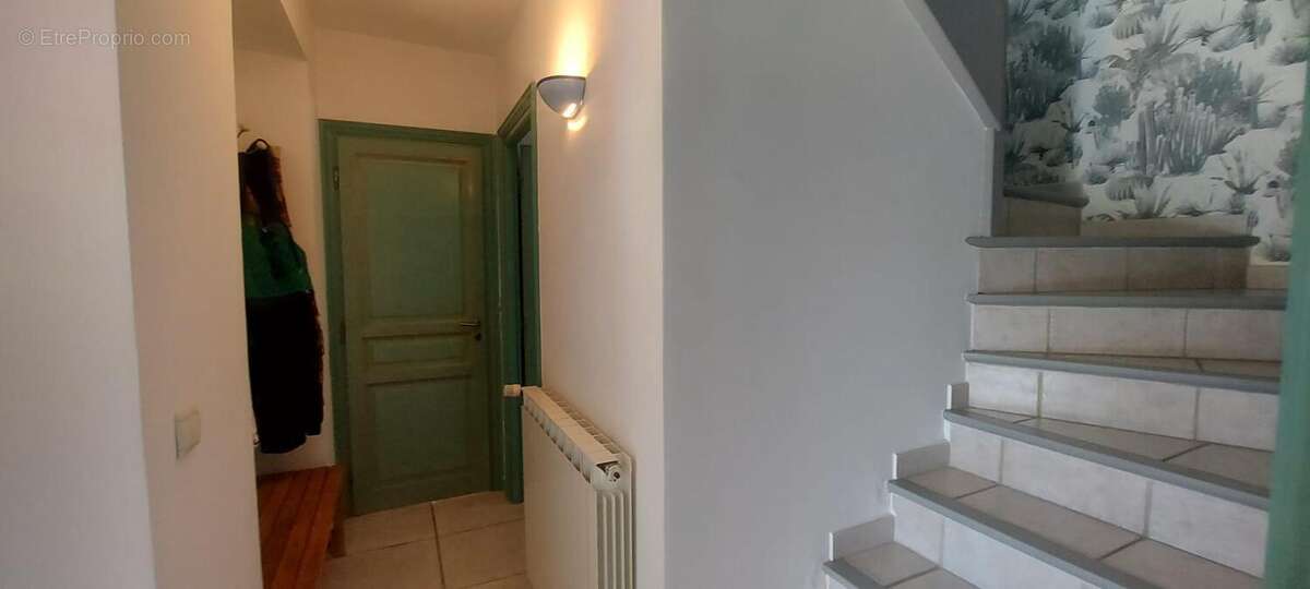 Coup de coeur - villa - 5 pieces - centre draguignan - photo 11
