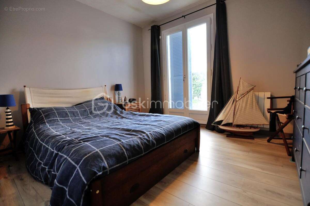 Maison à NOTRE-DAME-DE-GRAVENCHON