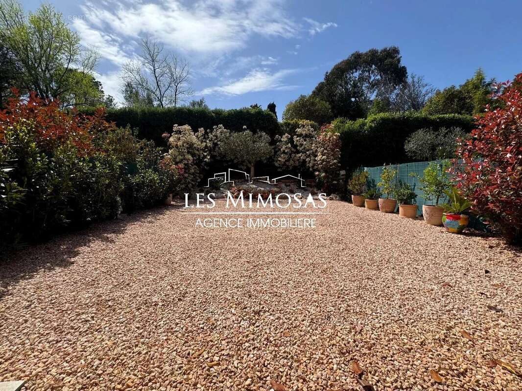 Appartement à SAINT-RAPHAEL