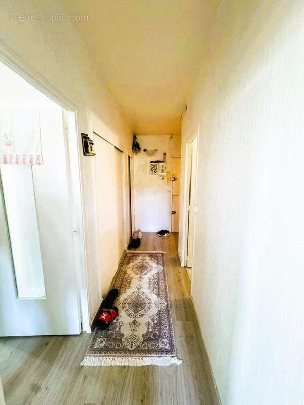 Photo 6 - Appartement à MARSEILLE-13E