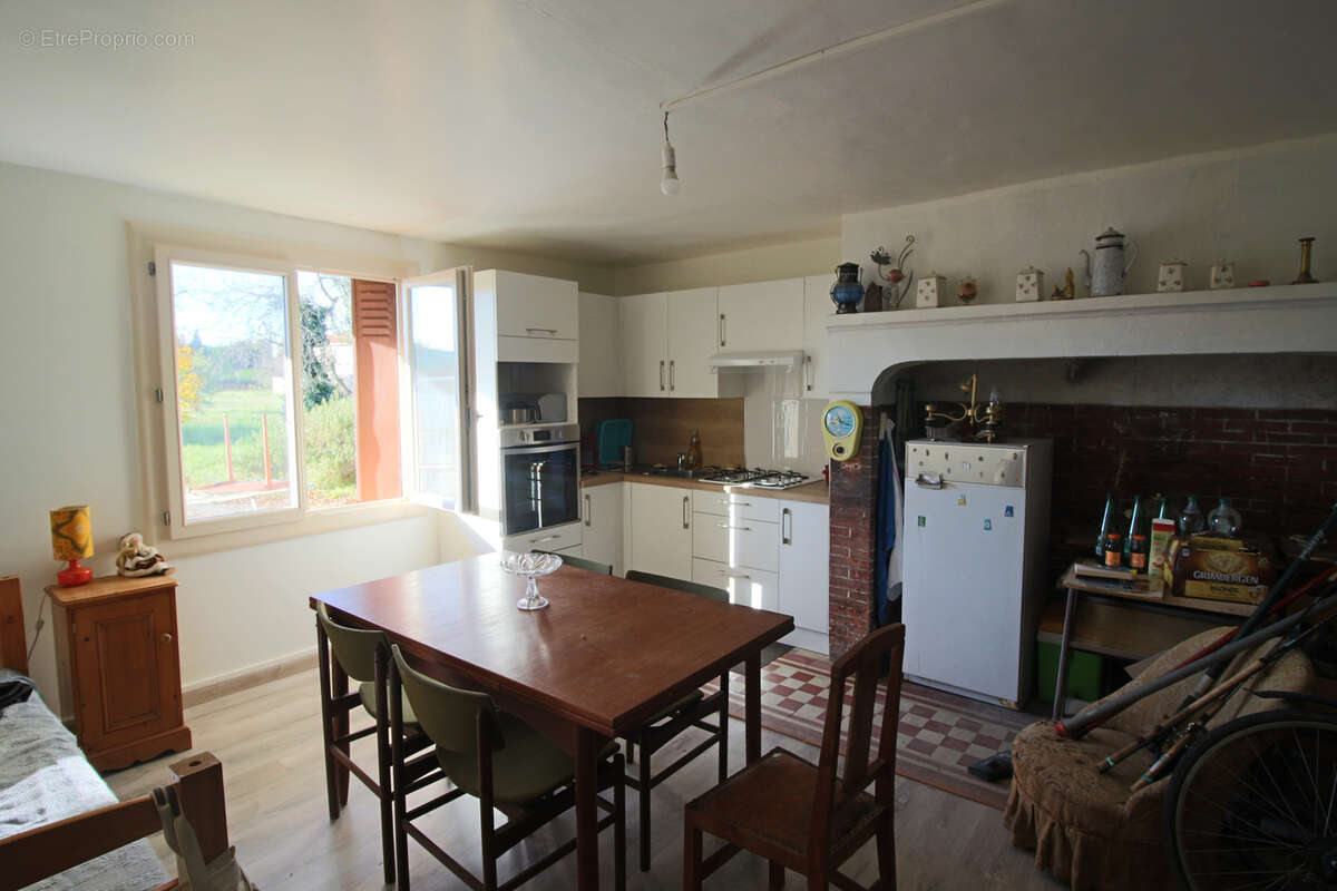 Maison à PUY-L'EVEQUE