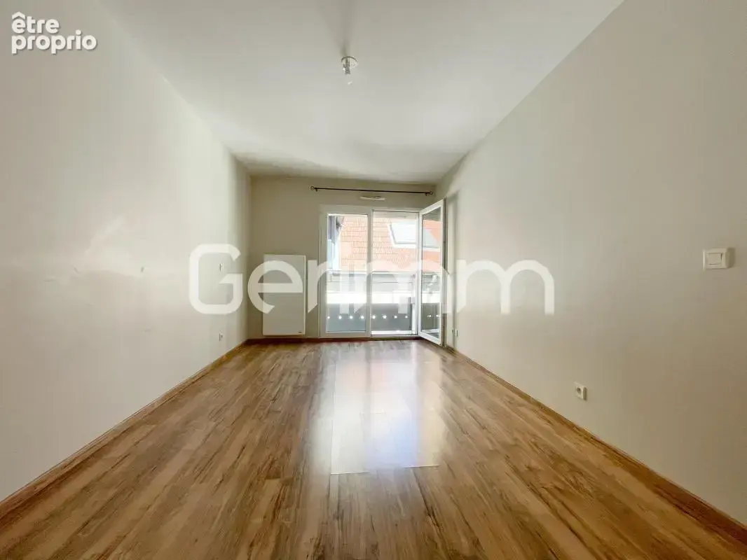 Vente - Appartement - 4 pièces + cuisine - 90 m² - 339 000 € - - photo 7