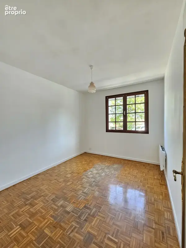 Grande maison proche bourg - photo 10