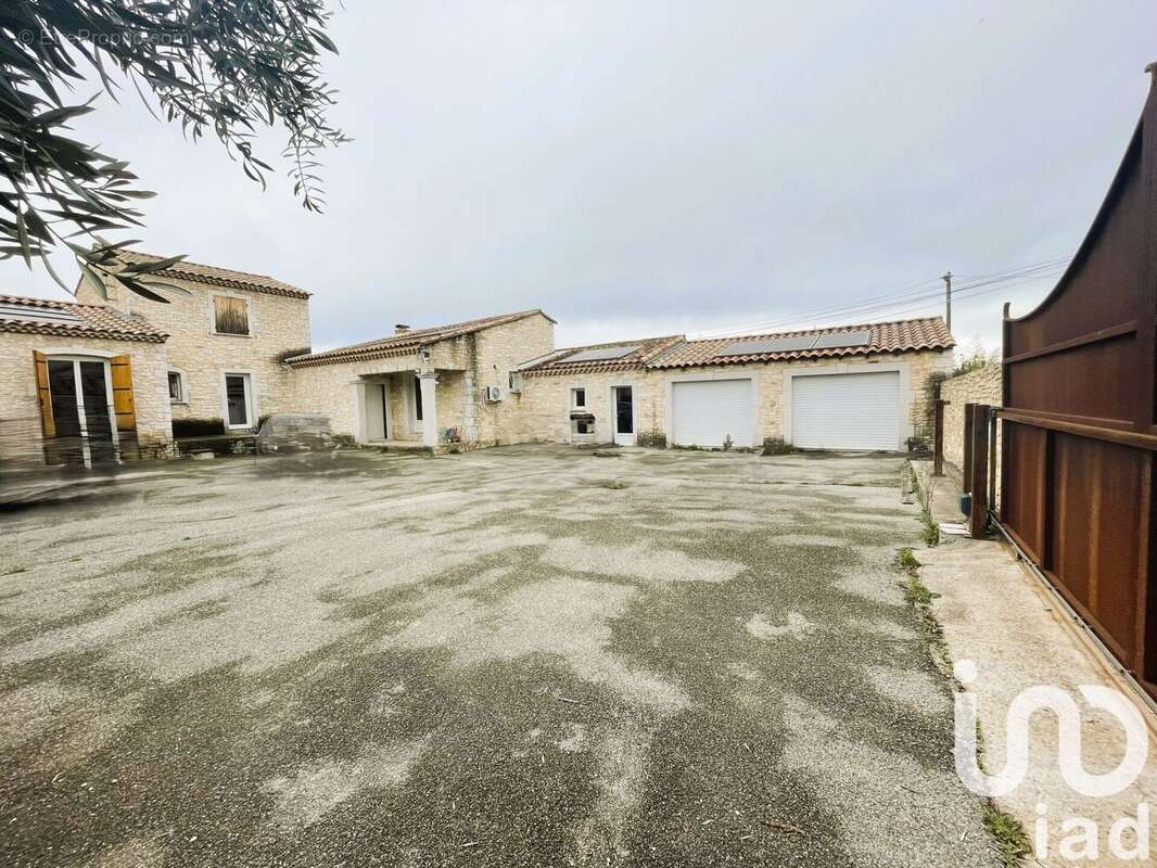 Photo 6 - Maison à SAINT-LAURENT-DES-ARBRES