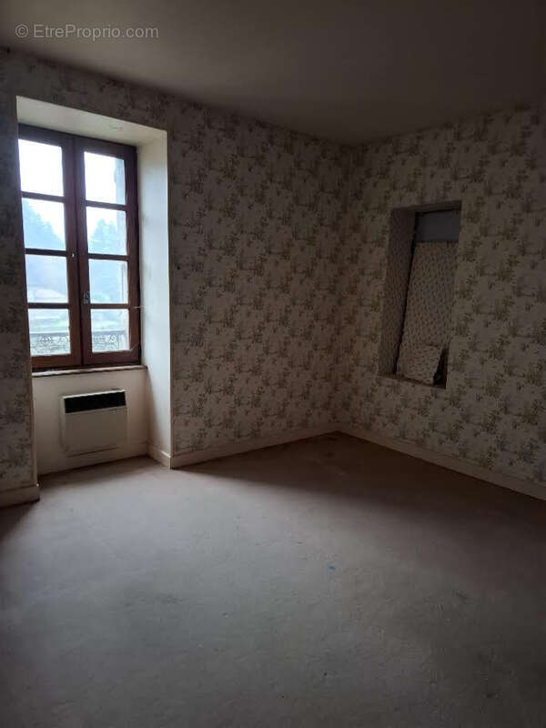 Maison à SAINT-MARTIN-DE-VALAMAS