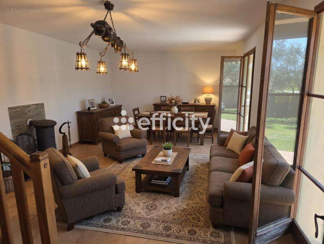 Maison 172 m² à Merindol  - photo 2