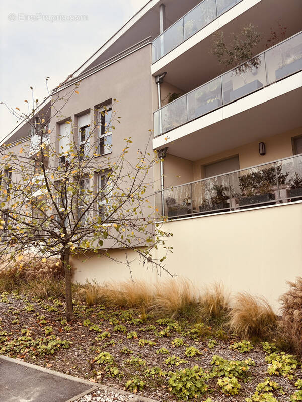 Appartement à TINQUEUX
