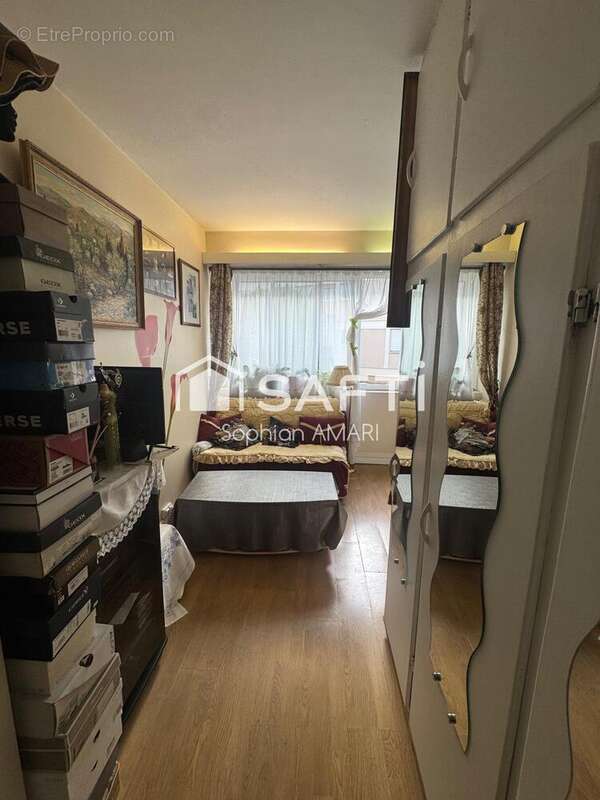 Photo 5 - Appartement à LA CELLE-SAINT-CLOUD