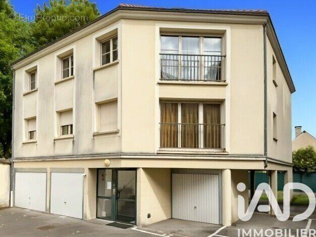Photo 1 - Appartement à BRIE-COMTE-ROBERT