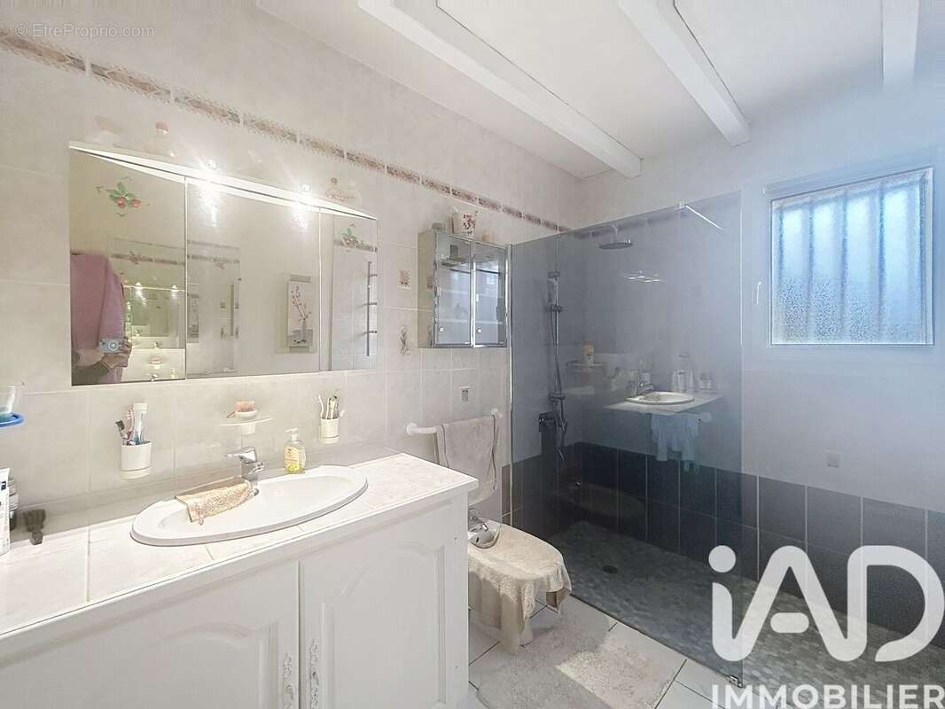 Maison 162 m² à Anais  - photo 6
