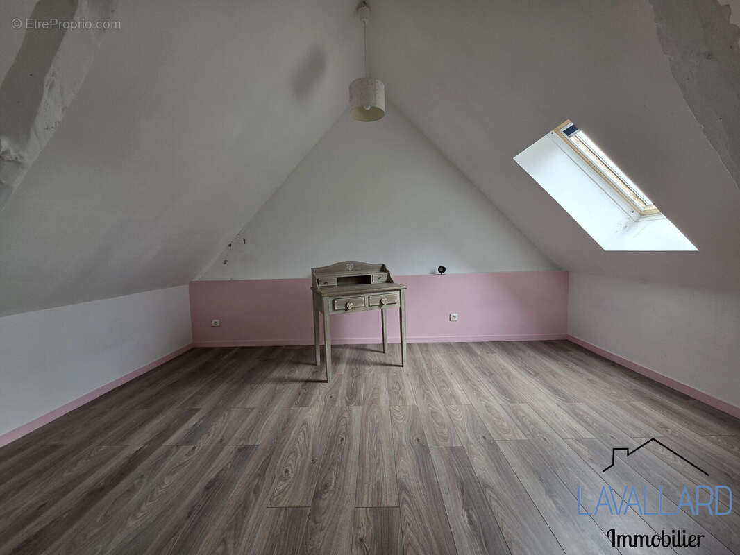 Maison 101 m² à Hebecourt  - photo 7