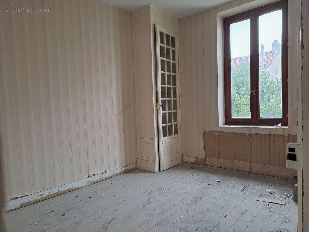 Appartement à LYON-8E