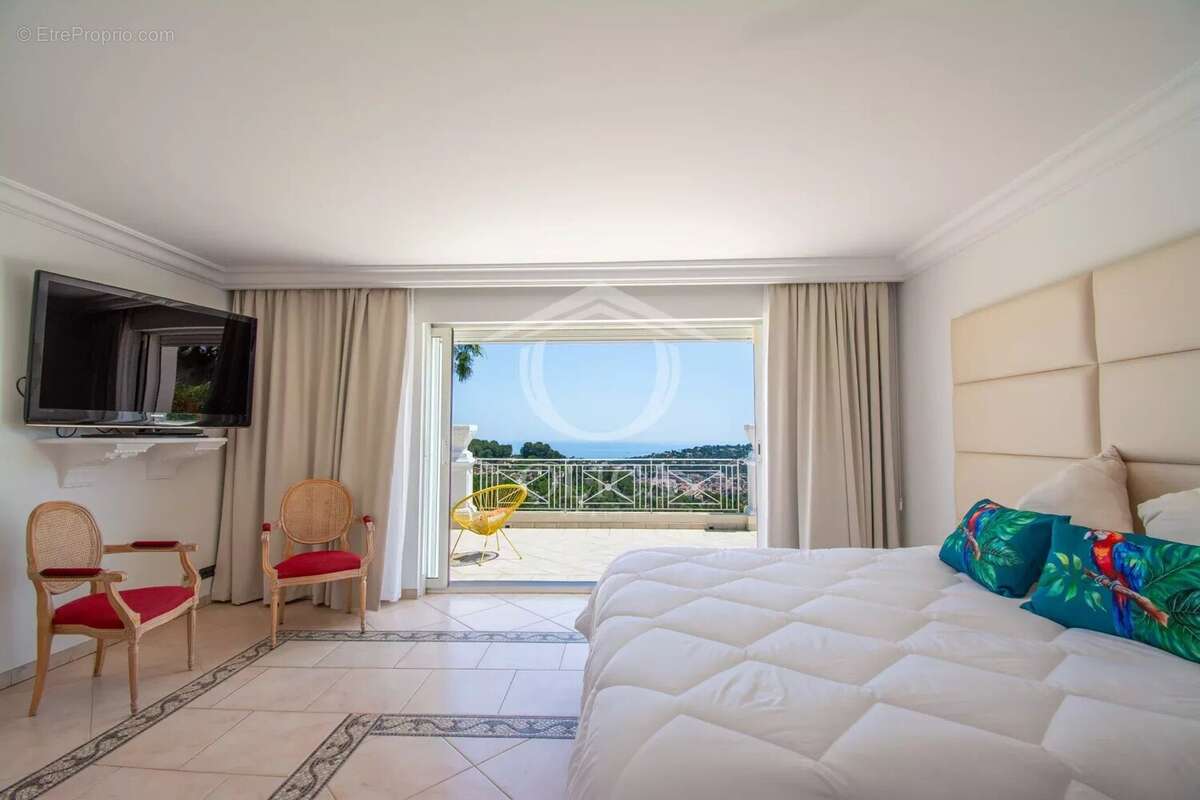Vallauris - Superbe villa avec vue mer - photo 32