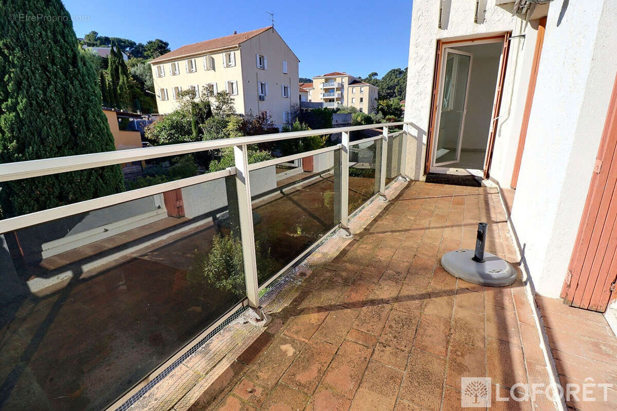 Appartement à HYERES