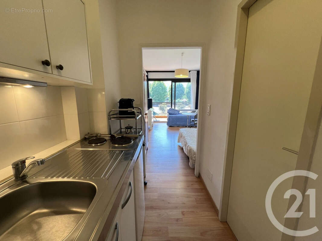 Appartement 25 m² à Santa-Lucia-Di-Moriani  - photo 12