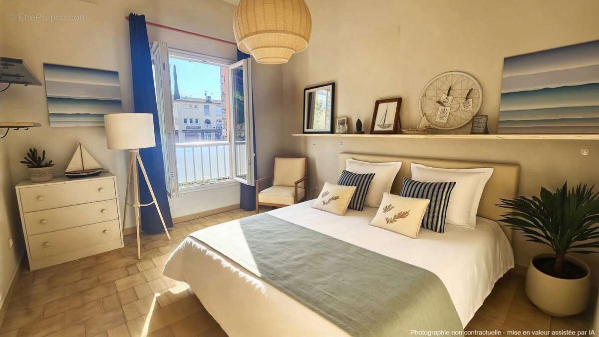 Appartement à VALLAURIS