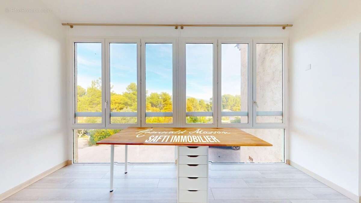 Photo 4 - Maison à SOLLIES-VILLE