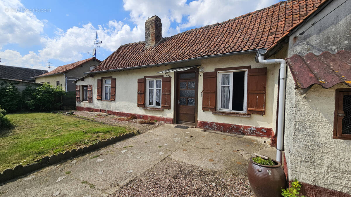 Maison à CERISY-BULEUX