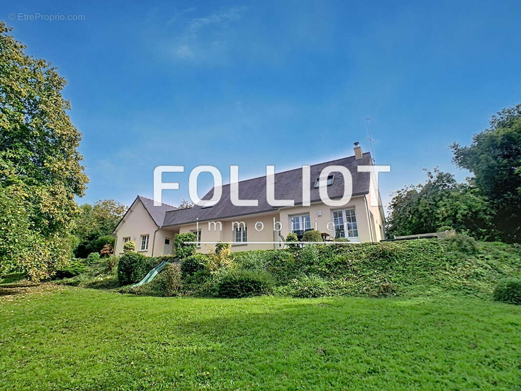 Maison à SAINT-GEORGES-MONTCOCQ