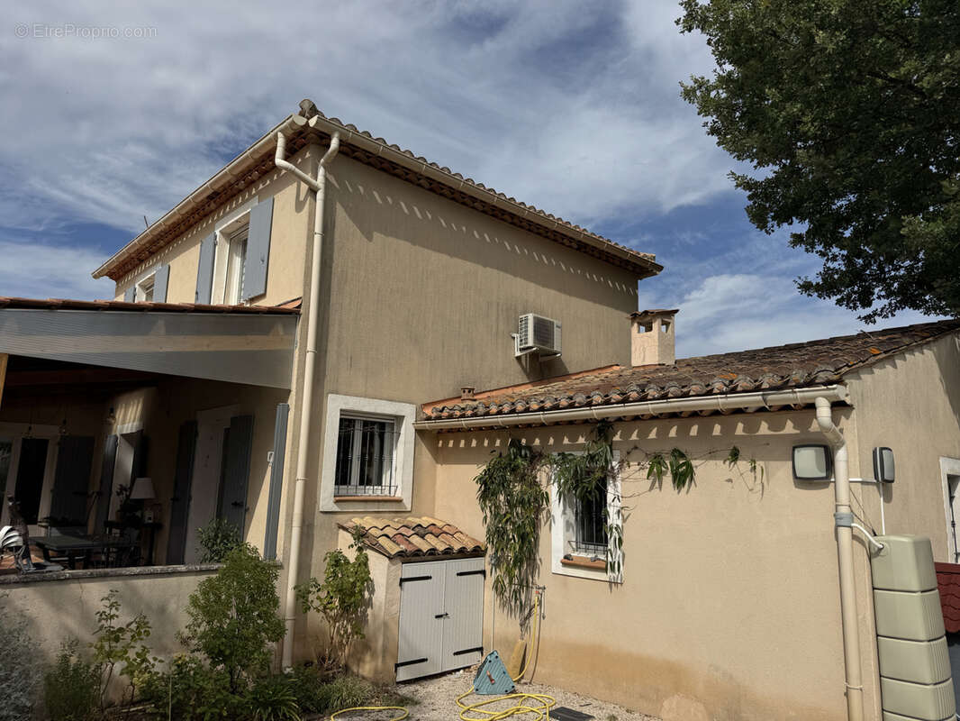 Maison à POURRIERES