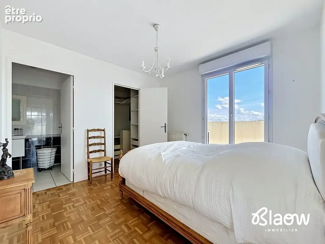 Appartement 3 pièces 70 m² à vendre à Meyzieu (69330) - photo 4