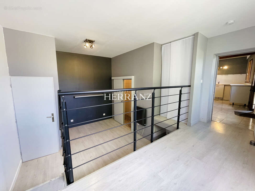 Double Maison en pierre, 270m2, 6 chambres, parc de 2600m2 - photo 15