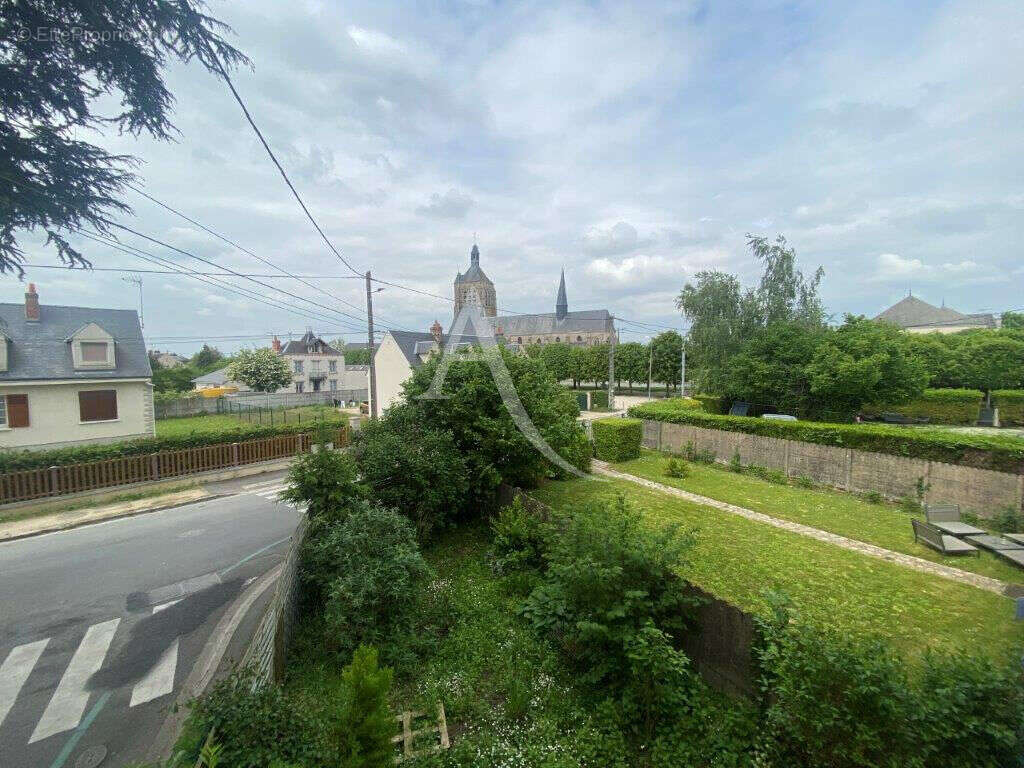 Maison à NEUVILLE-AUX-BOIS