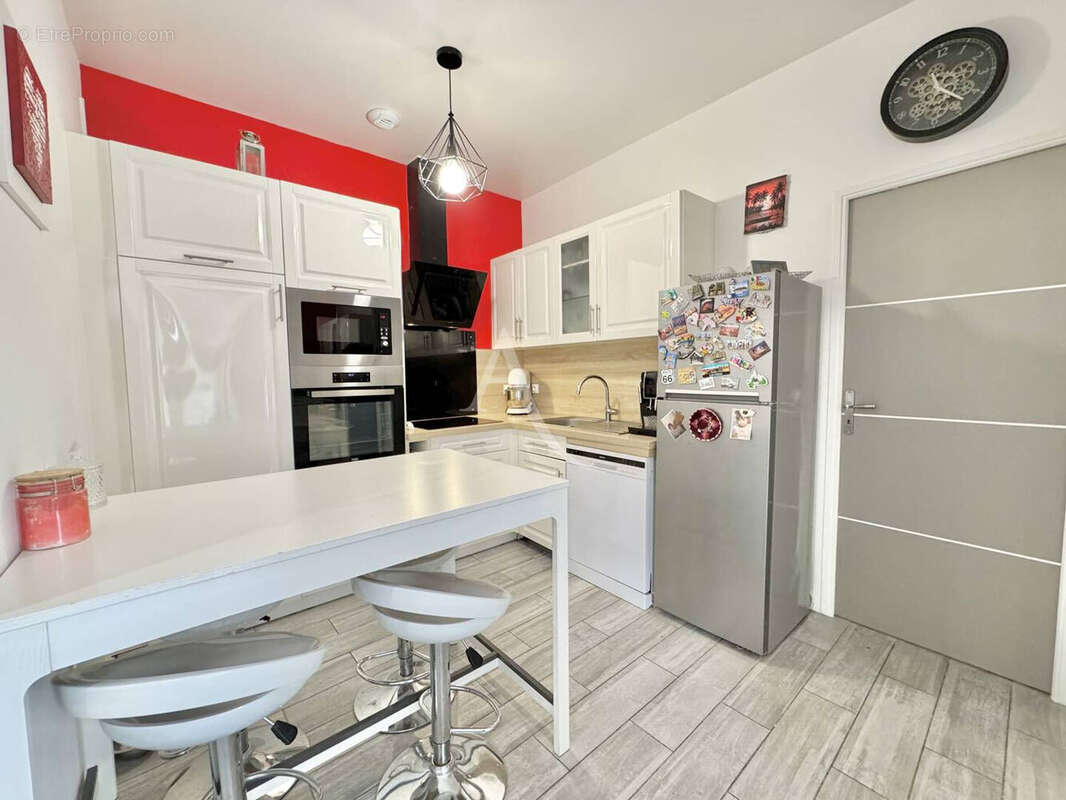 Maison à OZOIR-LA-FERRIERE