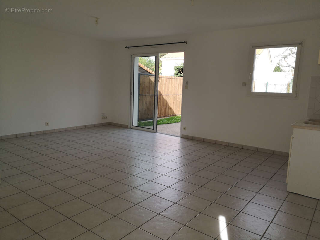 Maison à LES HERBIERS