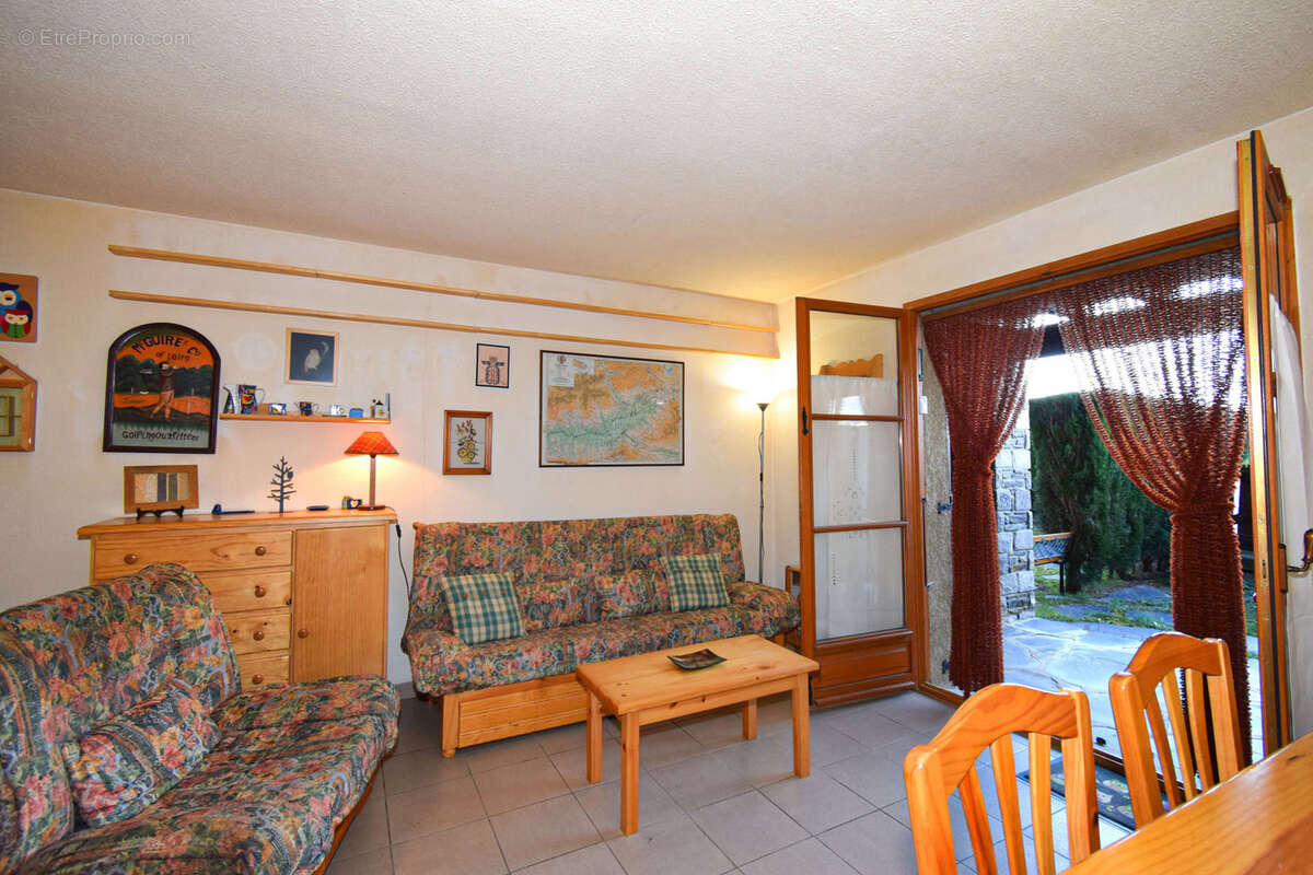Appartement à DORRES